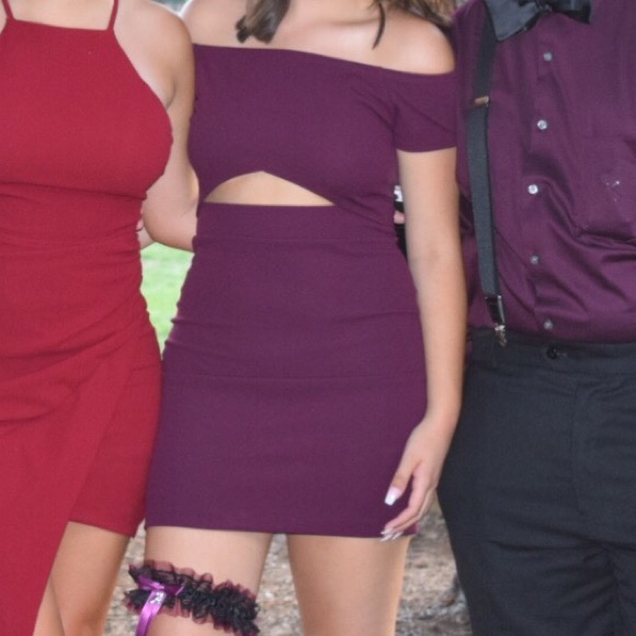 Girl’s Semi-Formal Dress - Picture 4 of 4